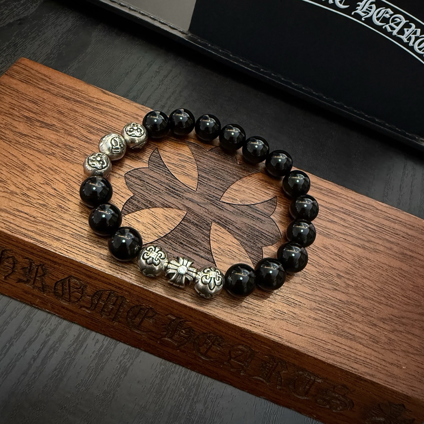  新款【专柜品质】Chrome Hearts克罗心 经典复古多元素黑曜石手串手链 ，快手/ins/小红书