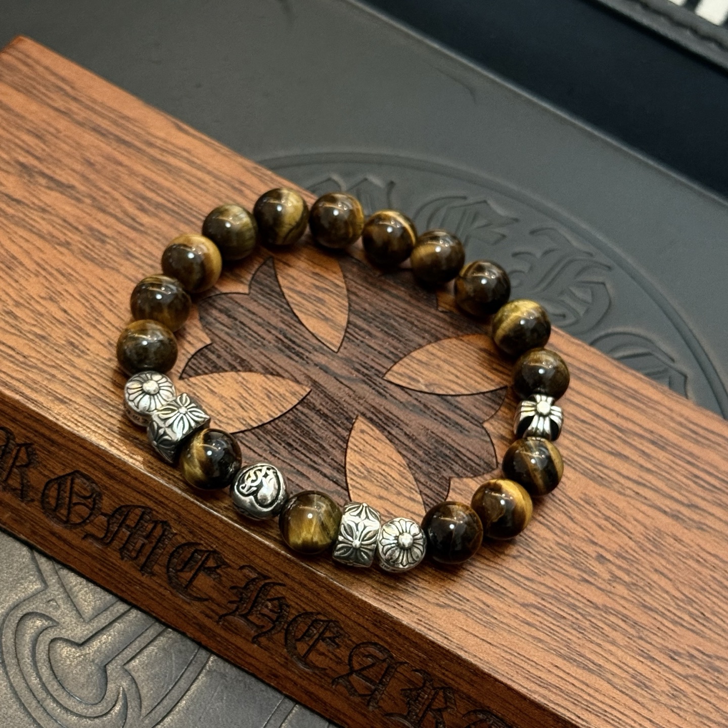  新款【专柜品质】Chrome Hearts克罗心 经典复古多元素手串手链 ，快手/ins/小红书热门，