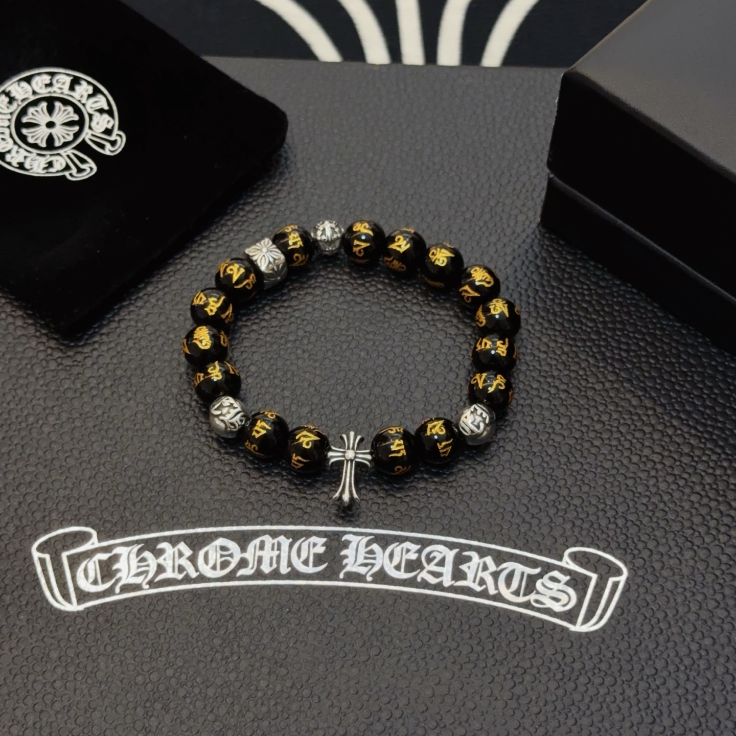  新款【专柜品质】Chrome Hearts克罗心 经典复古多元素手串手链 ，快手/ins/小红书热门，