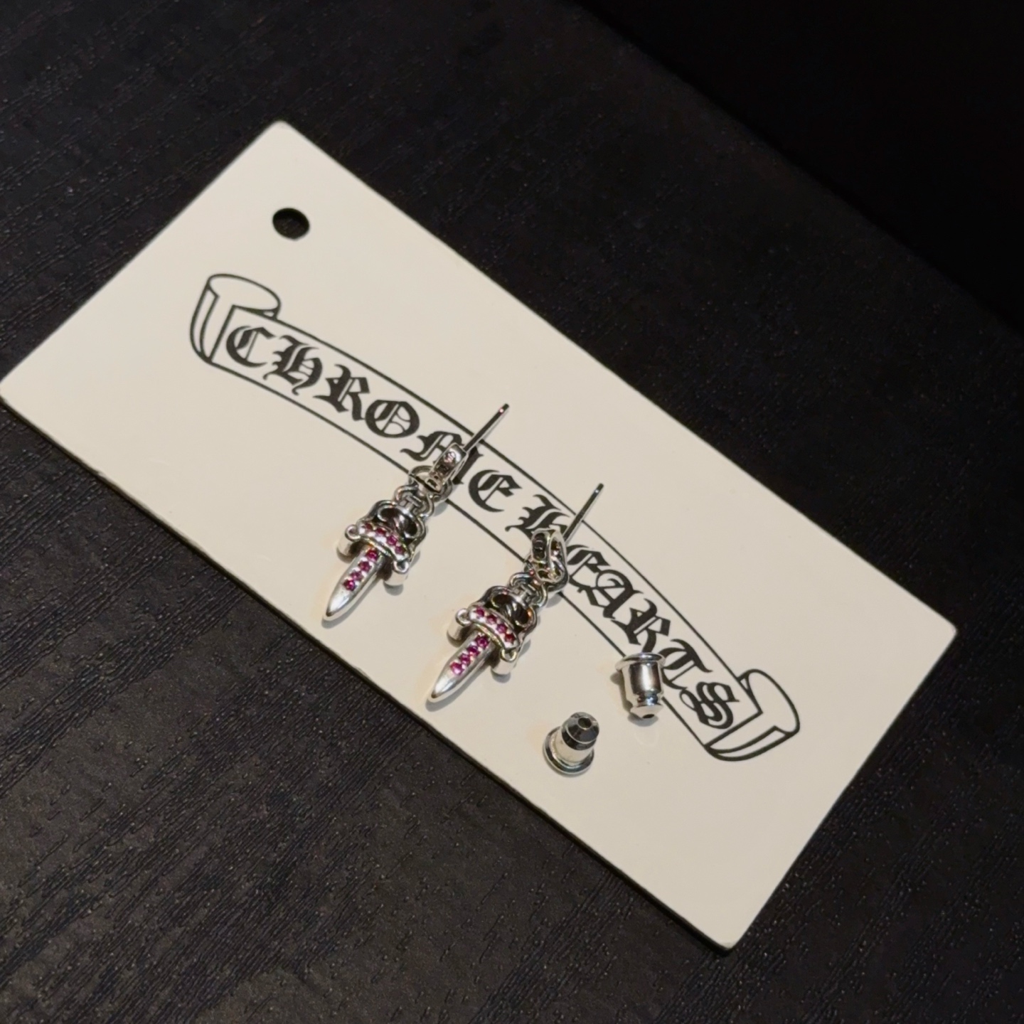  新款  【专柜品质】Chrome Hearts ❤️  克罗心宝剑镶钻耳钉   精工  ～正品开模💝潮