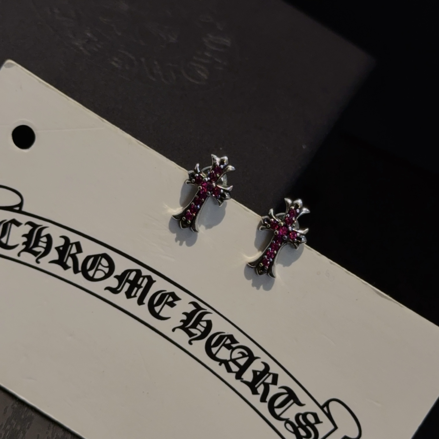  新款  【专柜品质】Chrome Hearts ❤️  克罗心十字架镶钻耳钉   精工  ～正品开模💝