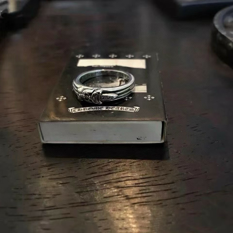  精工版本 chromehearts 克罗心宝剑戒指❤ 古银工艺 正品开模 男女指环 情侣对戒，朋克戒指