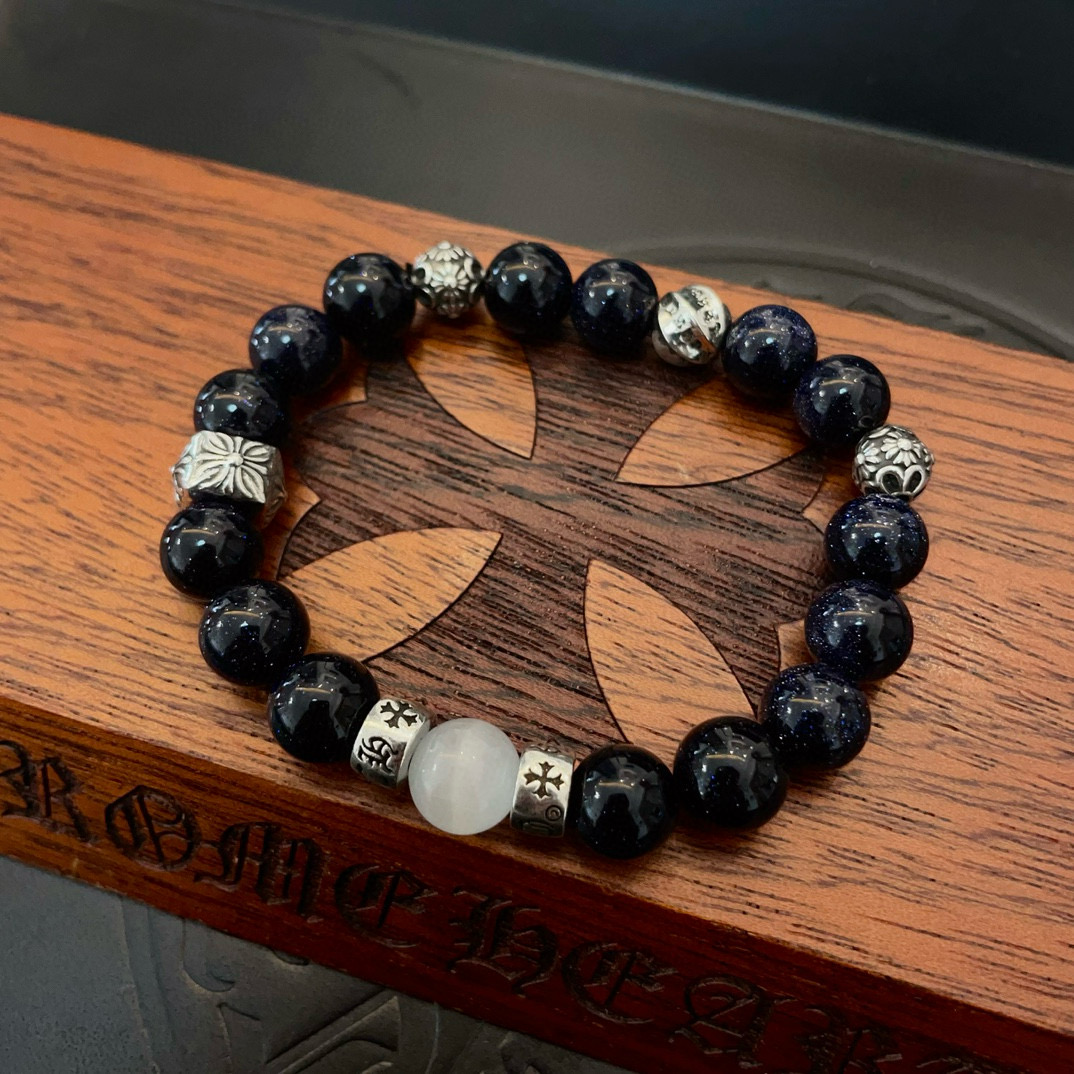  新款【专柜品质】Chrome Hearts克罗心 经典复古多元素手链手串，凹凸造型不同的花纹设计风格 