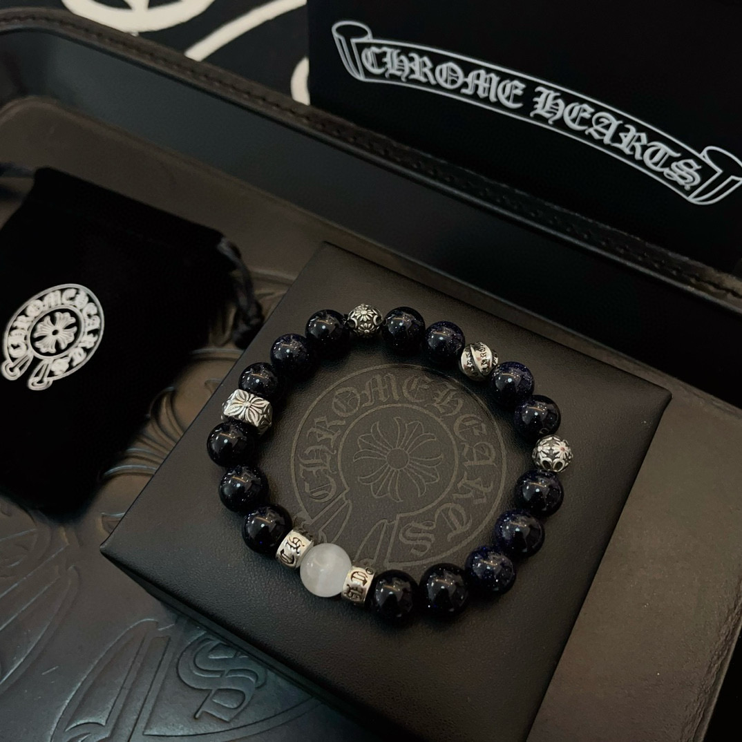  新款【专柜品质】Chrome Hearts克罗心 经典复古多元素手链手串，凹凸造型不同的花纹设计风格 