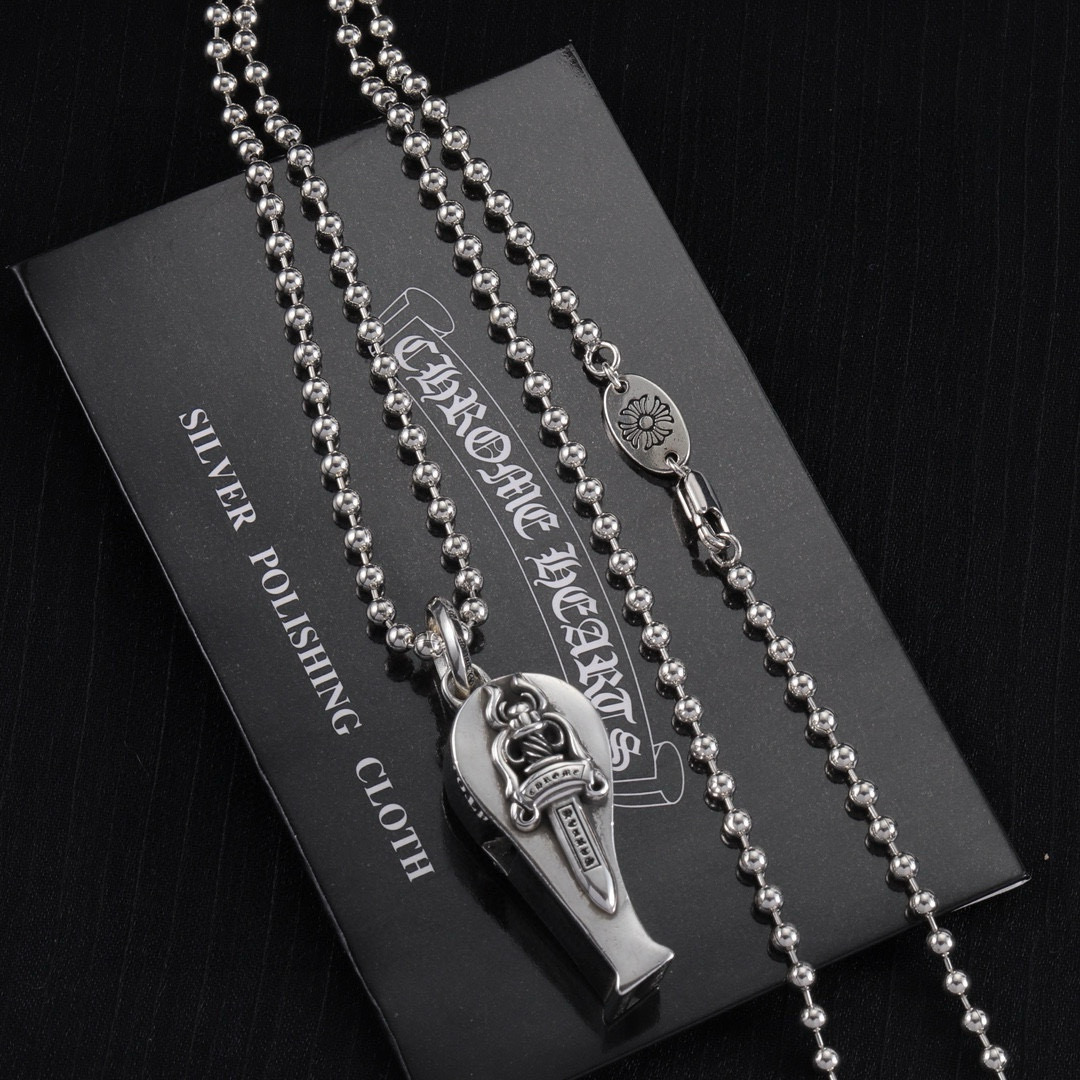  Chrome Hearts
克罗心多元素项链