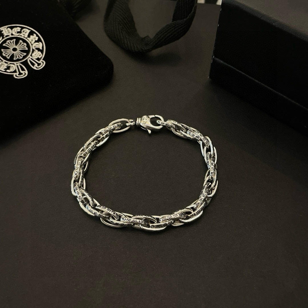 批  新款【专柜品质】Chrome Hearts克罗心 经典复古环扣手链 凹凸造型不同的花纹设计风格 呈