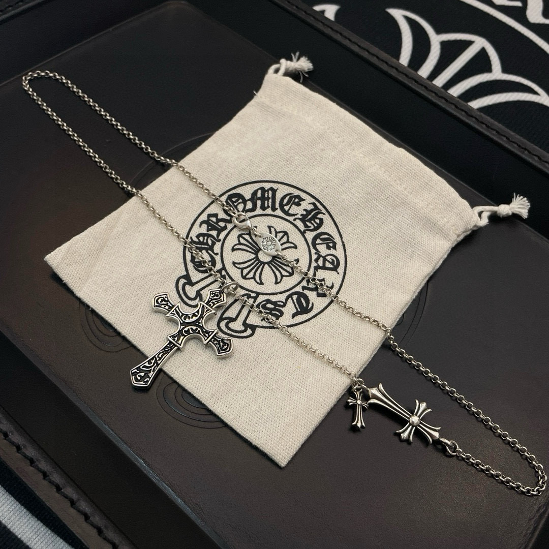   新款【专柜品质】Chrome Hearts克罗心 经典复古多元素项链 个性十字架吊坠 凹凸造型不同的
