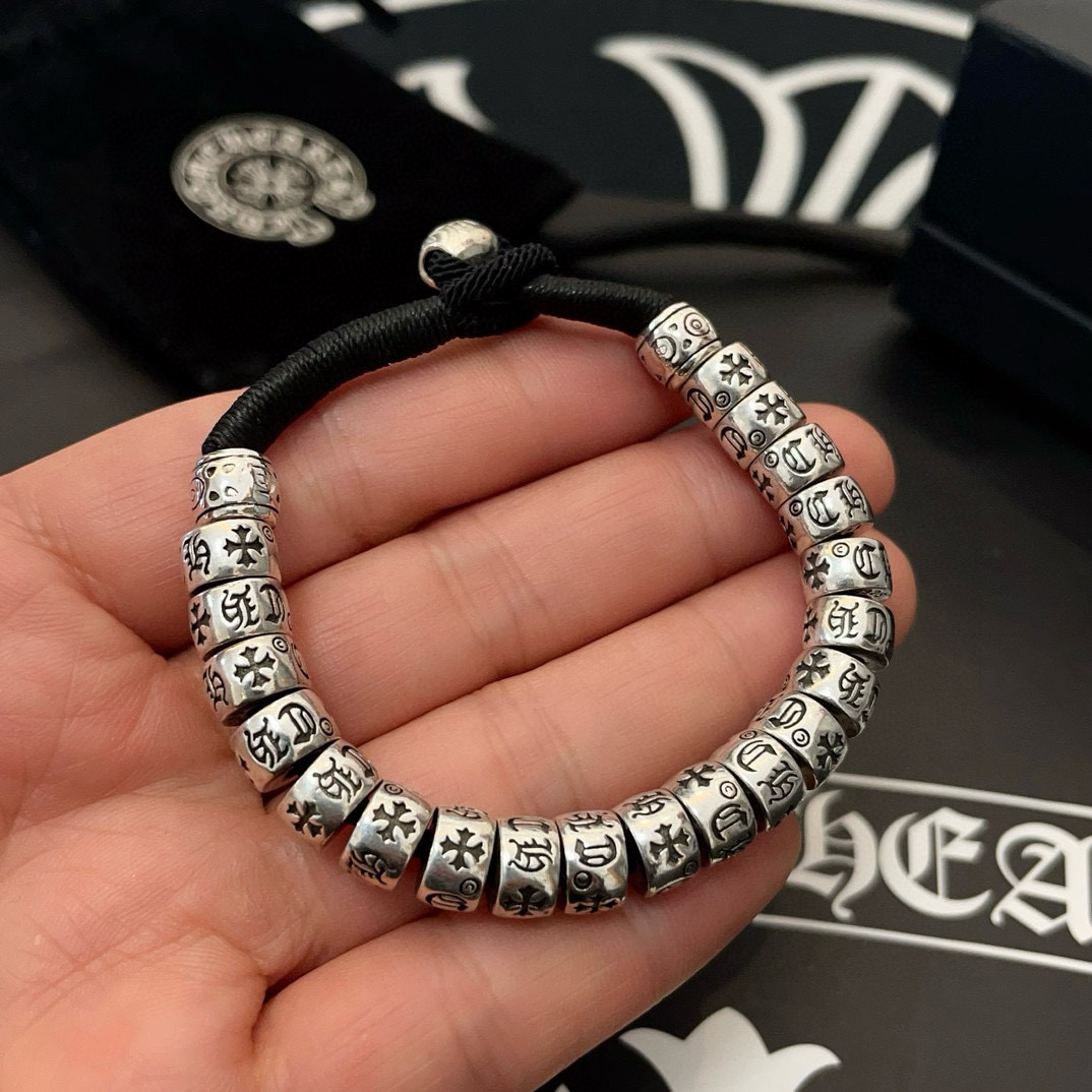 批  新款【专柜品质】Chrome Hearts克罗心经典复古手链 凹凸造型不同的花纹设计风格 呈现出与