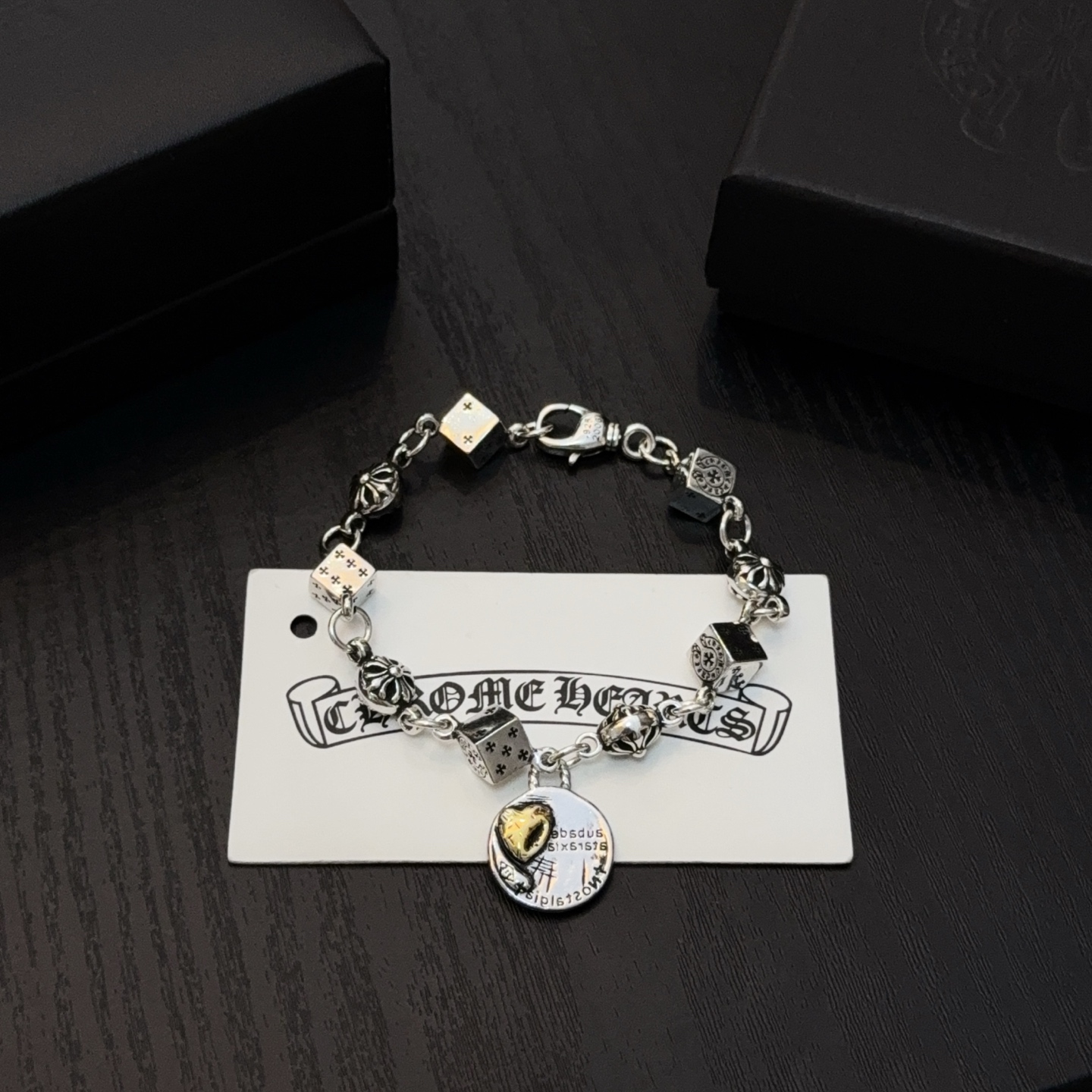 新款【专柜品质】Chrome Hearts克罗心经典复古多元素骰子手链，原图凹凸造型不同的花纹设计风格 