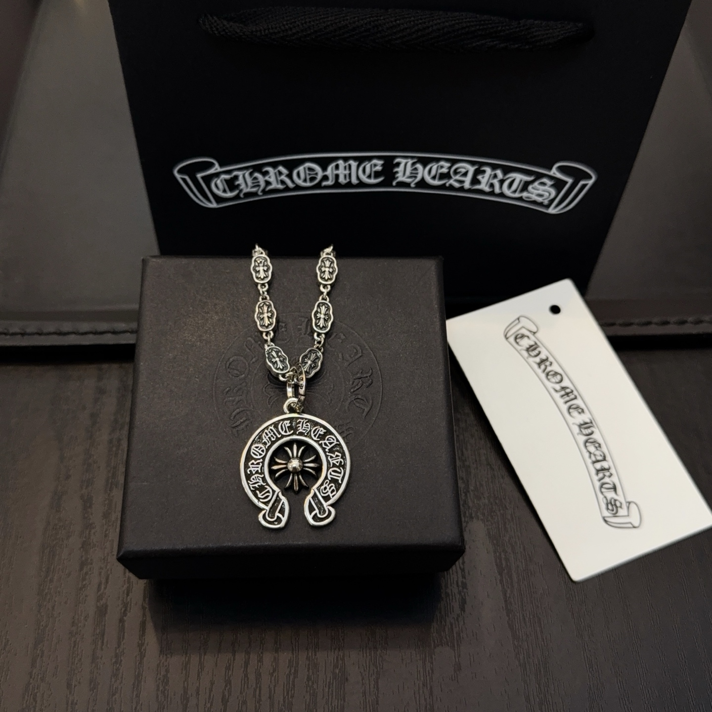  新款【专柜品质】Chrome Hearts克罗心复古十字架项链 马蹄印十字花吊坠 凹凸造型不同的花纹设