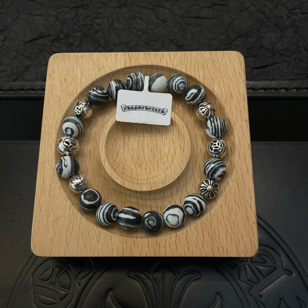  新款【专柜品质】Chrome Hearts克罗心 经典复古多元素手链 手串，凹凸造型不同的花纹设计风格