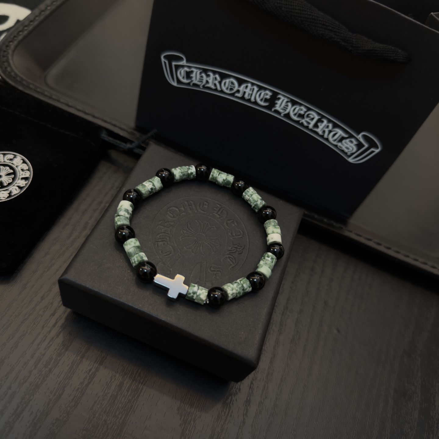 新款【专柜品质】Chrome Hearts克罗心 经典复古多元素手串手链 ，快手/ins/小红书热门，凹