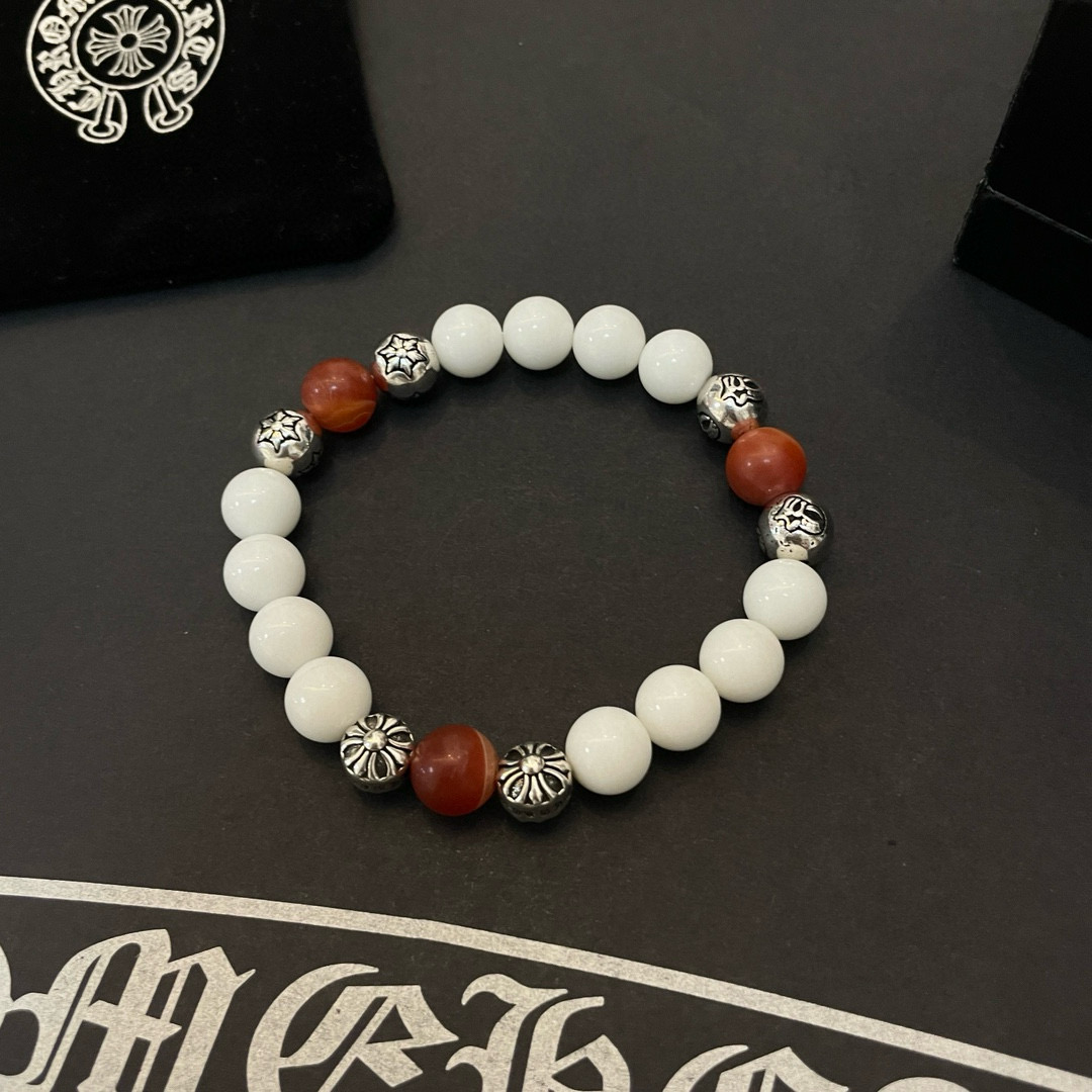 新款【专柜品质】Chrome Hearts克罗心 经典复古多元素白猫眼石手链手串，凹凸造型不同的花纹设计