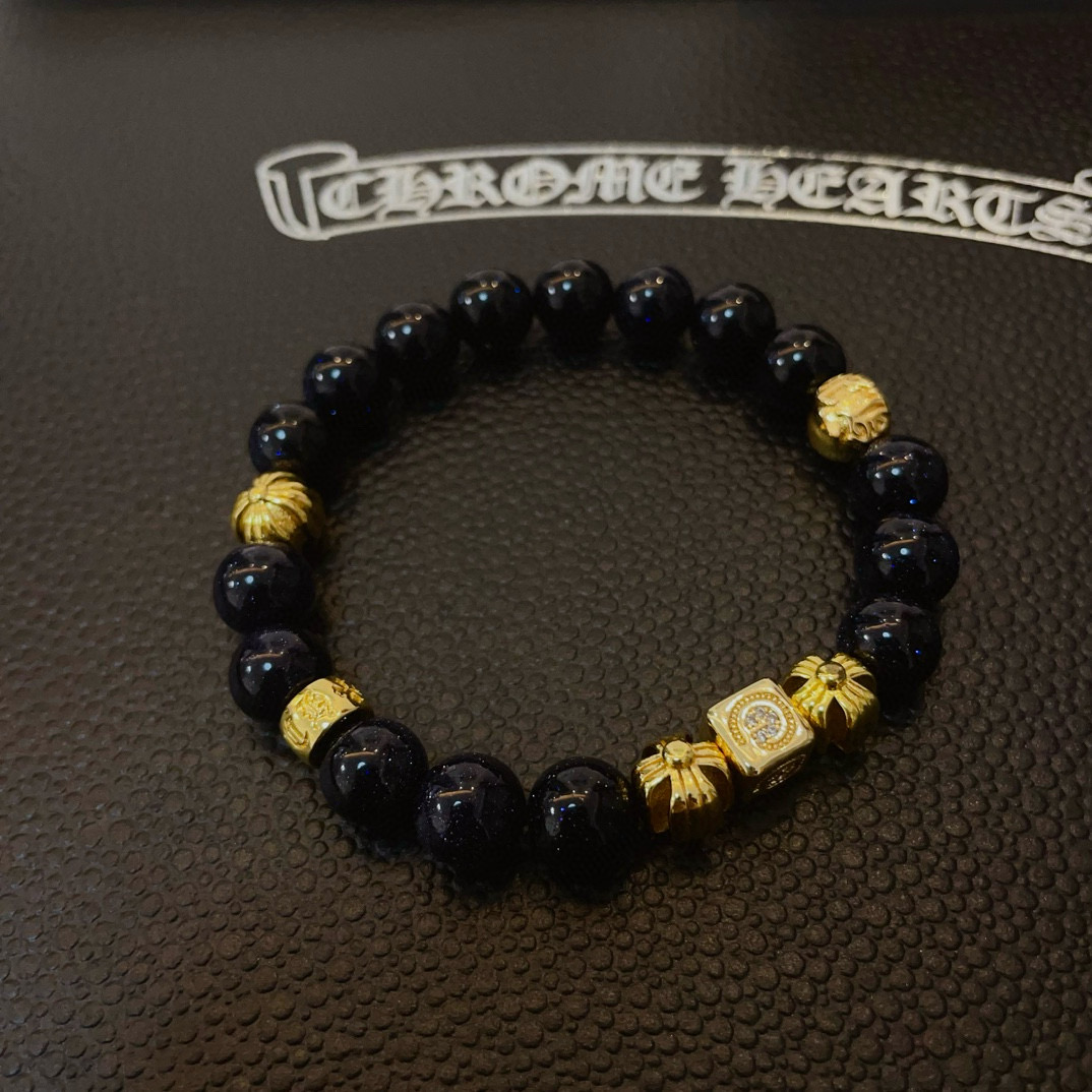 新款【专柜品质】Chrome Hearts克罗心 经典复古多元素手链手串，凹凸造型不同的花纹设计风格 呈