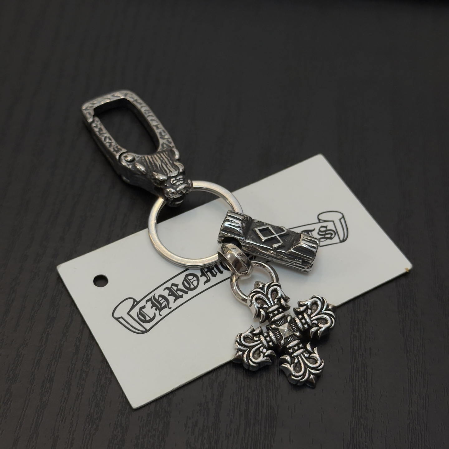 Chrome Hearts ❤️ 克罗心火焰十字架钥匙扣 大龙虾扣 雕刻工艺 精工品质 纯手工打造 ～正
