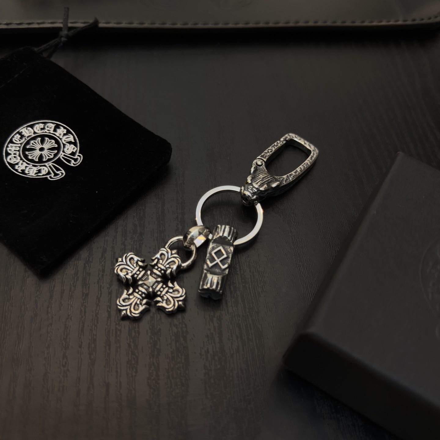 Chrome Hearts ❤️ 克罗心火焰十字架钥匙扣 大龙虾扣 雕刻工艺 精工品质 纯手工打造 ～正