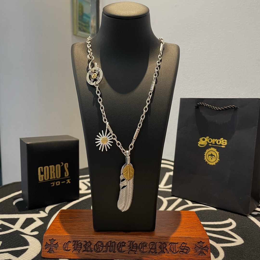 NO:380831,[New Products are on the Shelves] Goro’s Takahashi Goro Sea Urchin on Gold Feather Pendant, Takahashi Classic Necklace, Top Version, Accepted Exclusive Shot, Focus on the High-end Market, Kuaishou/ins/Xiaohongshu Hot Model, absolutely different from the ordinary version!  The details of the picture product are consistent with ZP!  Original production process, precision quality, purely handmade, authentic model opening, fashion essentials, both men and women can wear, same couple style, rock punk silver style, retro elements, trendy and versatile, same style on the official website, fine jewelry, necklace19860909批【新品上架】Goro’s高桥吾郎海胆上金羽毛吊坠,高桥经典项链,顶级版本,认准独家拍摄,主攻高端市场 ,快手/ins/小红书热门款,绝对区别普通版本！图片产品细节与ZP一致！原版制作工艺 精工品质 纯手工打造 ～正品开模潮流时尚必备 男女均可佩戴 情侣款同款 摇滚朋克泰银风格 复古元素 潮流百搭 官网同款,饰品精品,necklace,Jewelry
