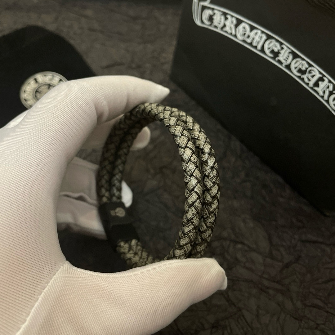 NO:543096,Crop Chrome He@rts The same snake-patterned leather rope bracelet in Croxin counter~ Authentic opening model trendy and fashion essentials for both men and women, couple styles same as rock punk silver style retro elements trendy and versatile official website same style, jewelry quality, chrome hearts, chrome hearts, bracelet19860909批 Chrome He@rts 克罗心专柜同款蛇纹皮绳手链～正品开模潮流时尚必备 男女均可佩戴 情侣款同款 摇滚朋克泰银风格 复古元素 潮流百搭 官网同款,饰品精品,chrome hearts,chrome hearts,bracelet,Jewelry