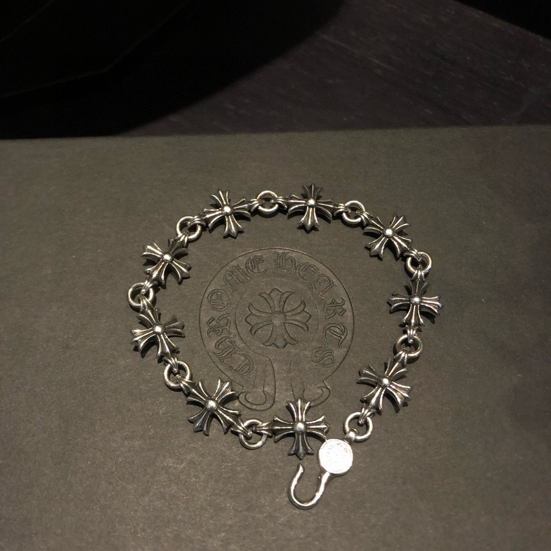 NO:557531,Chrome Hearts Cross Bracelet Internet celebrity wide spliced ​​cross bracelet consistent high quality meticulous detail processing adjustable style, size 18 20 22, jewelry boutique, chrome hearts, bracelet19860909克罗心 十字架手链 网红宽 拼接十字手链 一致高品质 细节处理细致 可调节款,尺寸18 20 22,饰品精品,chrome hearts,bracelet,Jewelry