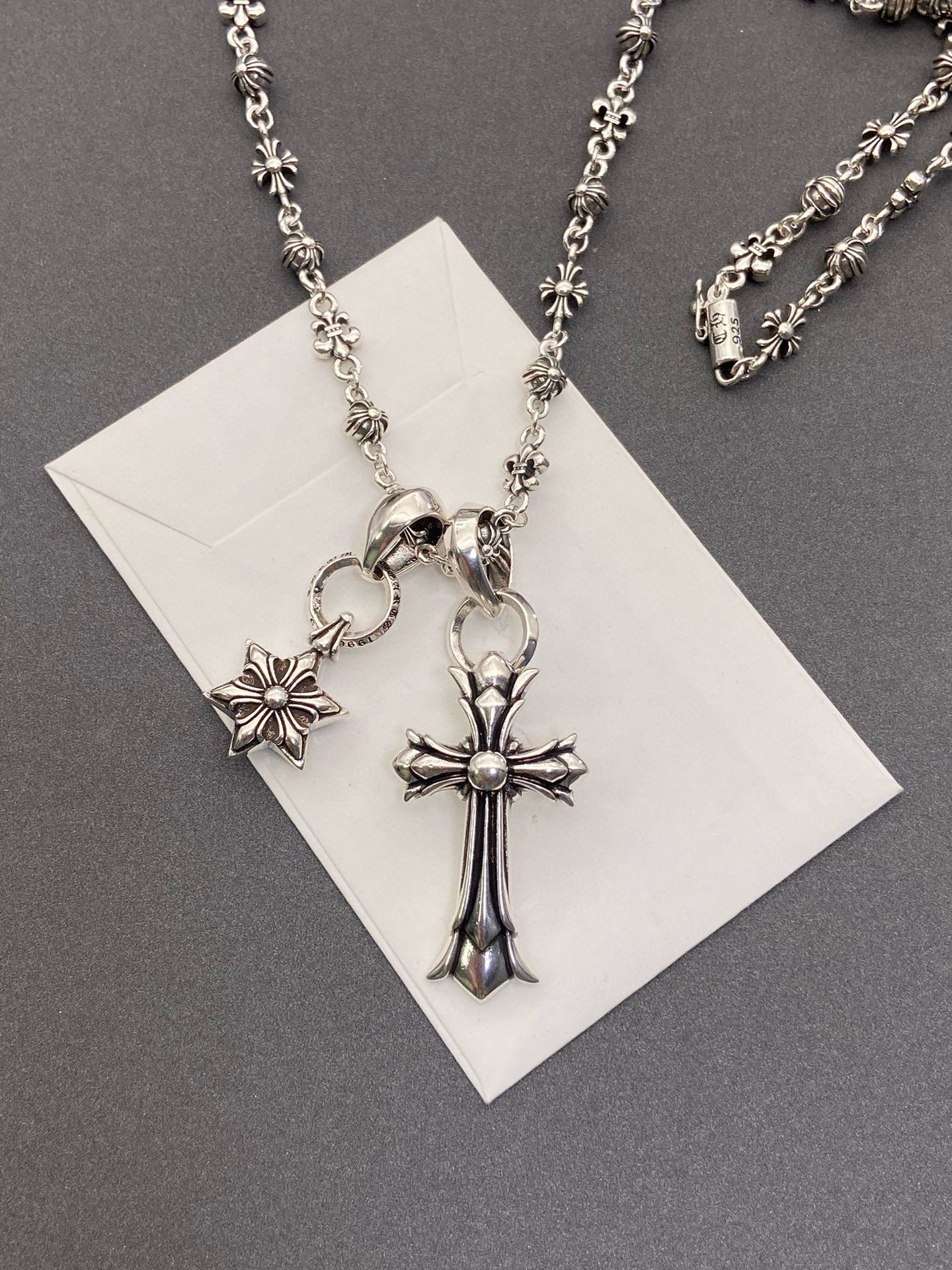 NO:556608,Chrome heart cross six-pointed star necklace, a must-have for cool girls, boutique jewelry, chrome hearts, necklace19860909克罗心十字架六芒星项链 酷酷女孩必备,饰品精品,chrome hearts,necklace,Jewelry