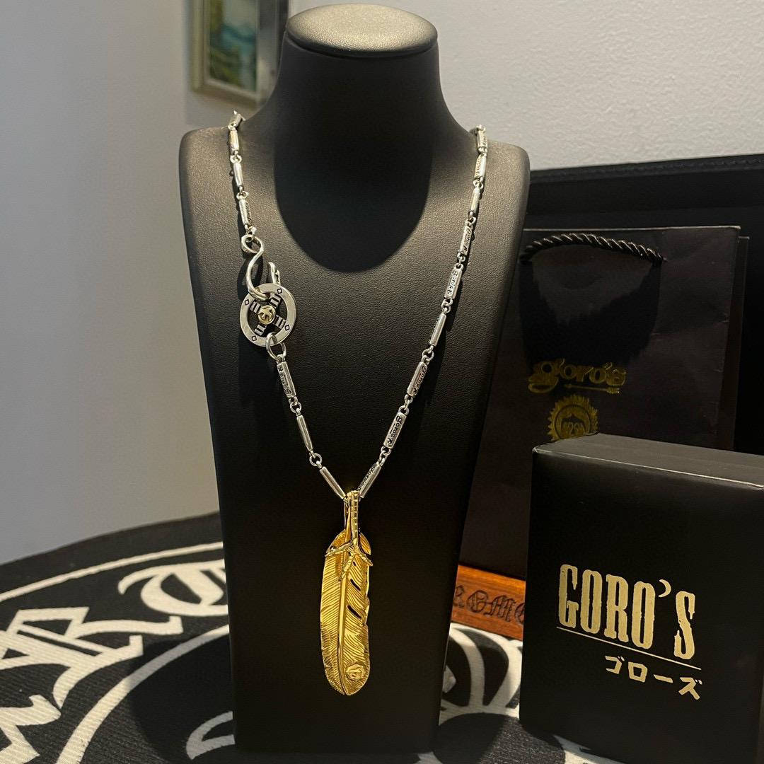 NO:557711,Batch of [new products on the shelves] Goro’s Goro Takahashi golden eagle claw feather pendant, Goro Takahashi bamboo necklace, top version, exclusive photo shoot, focusing on the high-end market, popular model in Kuaishou/ins/Xiaohongshu, definitely different from the ordinary version!  The product details in the pictures are consistent with ZP!  Original production process, exquisite quality, purely handmade ~ Authentic mold opening, trendy and fashionable must-have, can be worn by both men and women, the same style for couples, rock punk Thai silver style, retro elements, trendy and versatile, the same style as the official website, boutique jewelry, necklace19860909批【新品上架】Goro’s高桥吾郎金色鹰爪羽毛吊坠,高桥吾郎竹节项链,顶级版本,认准独家拍摄,主攻高端市场 ,快手/ins/小红书热门款,绝对区别普通版本！图片产品细节与ZP一致！原版制作工艺 精工品质 纯手工打造 ～正品开模潮流时尚必备 男女均可佩戴 情侣款同款 摇滚朋克泰银风格 复古元素 潮流百搭 官网同款,饰品精品,necklace,Jewelry