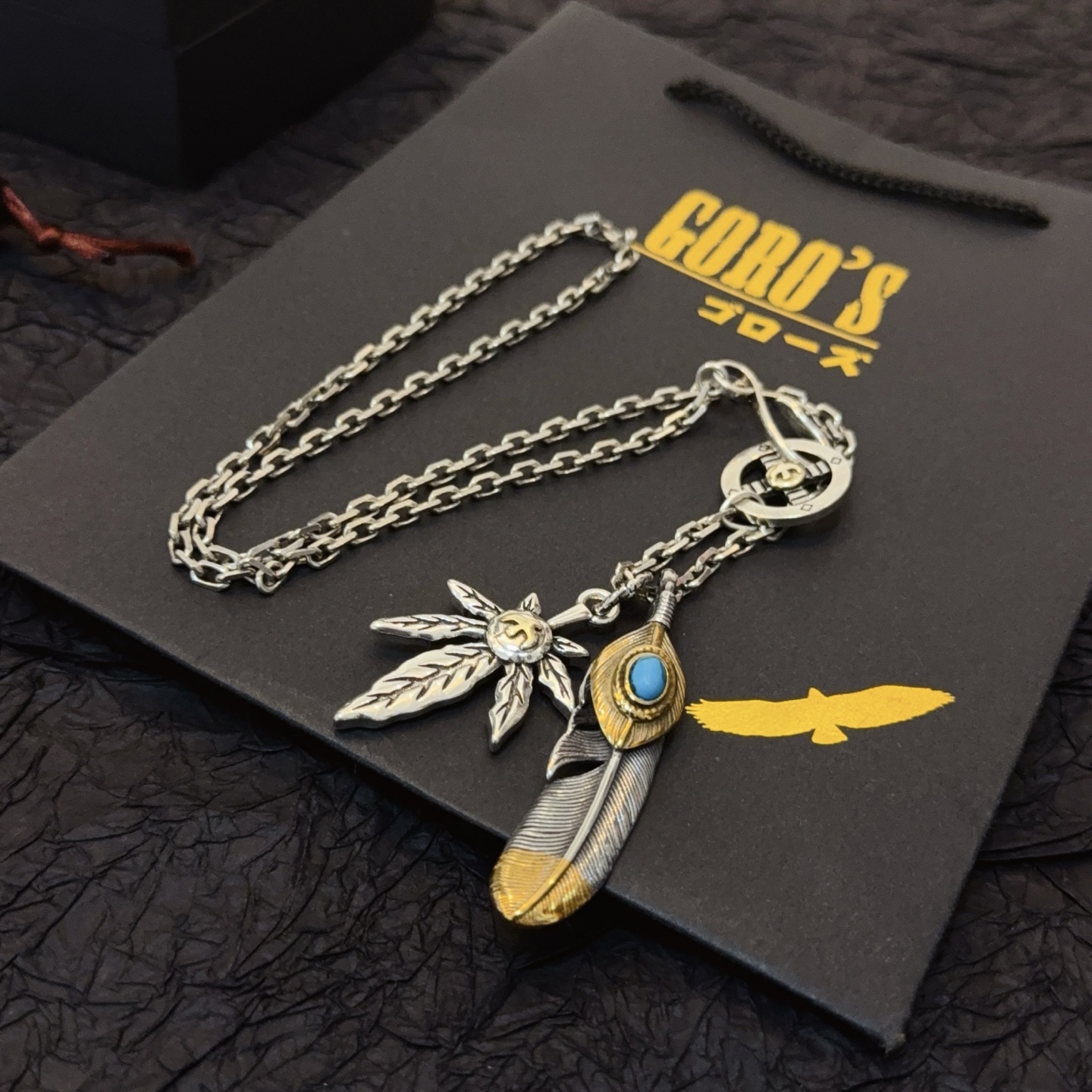 💰155 【新品上架】Goro’s高桥吾郎松石羽毛项链，顶级版本 认准独家拍摄 主攻高端市场 绝对区别普通版本！图片产品细节与ZP一致！原版制作工艺 精工品质 纯手工打造 ～正品开模💝潮流时尚必备 男女均可佩戴 情侣款同款 摇滚朋克泰银风格 复古元素 潮流百搭 官网同款❤️