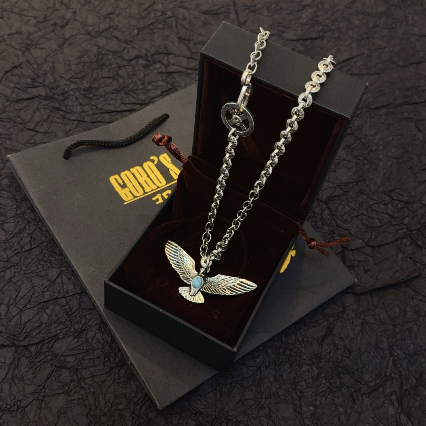 💰150    【新品上架】Goro’s高桥吾郎飞鹰项链，顶级版本，认准独家拍摄，主攻高端市场 ，快手/ins/小红书热门款，绝对区别普通版本！图片产品细节与ZP一致！原版制作工艺 精工品质 纯手工打造 ～正品开模💝潮流时尚必备 男女均可佩戴 情侣款同款 摇滚朋克泰银风格 复古元素 潮流百搭 官网同款❤️