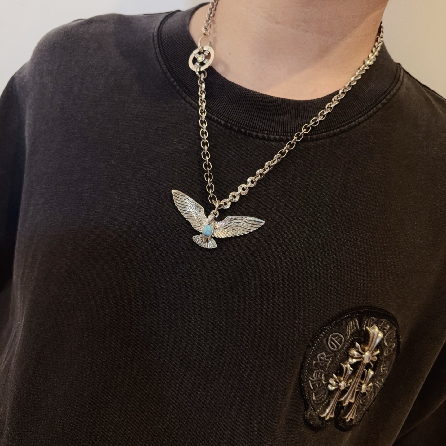 💰150    【新品上架】Goro’s高桥吾郎飞鹰项链，顶级版本，认准独家拍摄，主攻高端市场 ，快手/ins/小红书热门款，绝对区别普通版本！图片产品细节与ZP一致！原版制作工艺 精工品质 纯手工打造 ～正品开模💝潮流时尚必备 男女均可佩戴 情侣款同款 摇滚朋克泰银风格 复古元素 潮流百搭 官网同款❤️