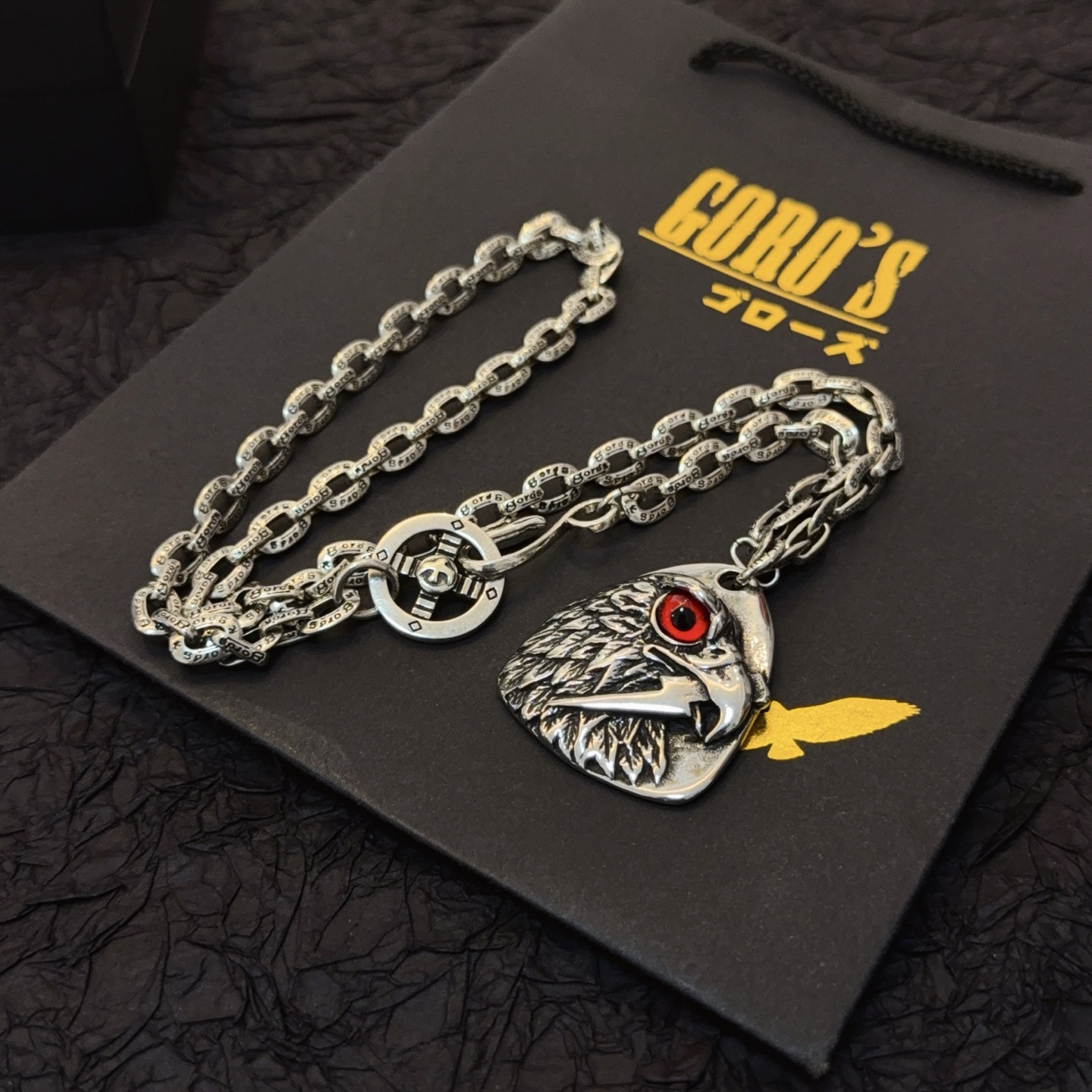 💰150  【新品上架】Goro’s高桥吾郎鹰头项链，顶级版本，认准独家拍摄，主攻高端市场 ，快手/ins/小红书热门款，绝对区别普通版本！图片产品细节与ZP一致！原版制作工艺 精工品质 纯手工打造 ～正品开模💝潮流时尚必备 男女均可佩戴 情侣款同款 摇滚朋克泰银风格 复古元素 潮流百搭 官网同款❤️