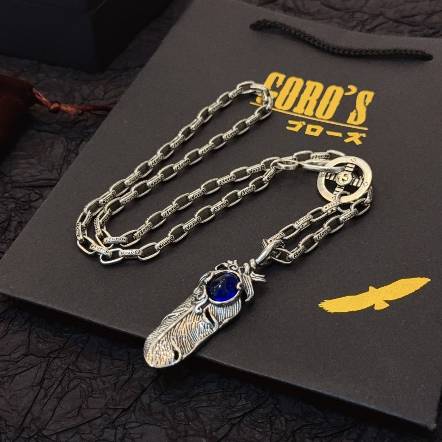 💰150  【新品上架】Goro’s高桥吾郎羽毛项链，顶级版本，认准独家拍摄，主攻高端市场 ，快手/ins/小红书热门款，绝对区别普通版本！图片产品细节与ZP一致！原版制作工艺 精工品质 纯手工打造 ～正品开模💝潮流时尚必备 男女均可佩戴 情侣款同款 摇滚朋克泰银风格 复古元素 潮流百搭 官网同款❤️