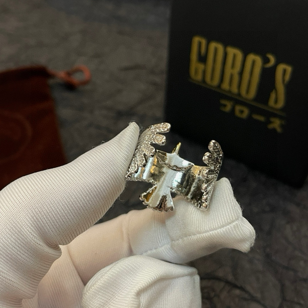 批💰85  【新品上架】Goro’s高桥吾郎点金老鹰开口戒指，顶级版本 认准独家拍摄 主攻高端市场 绝对区别普通版本！图片产品细节与ZP一致！原版制作工艺 精工品质 纯手工打造 ～正品开模💝潮流时尚必备 男女均可佩戴 情侣款同款 摇滚朋克泰银风格 复古元素 潮流百搭 官网同款❤️