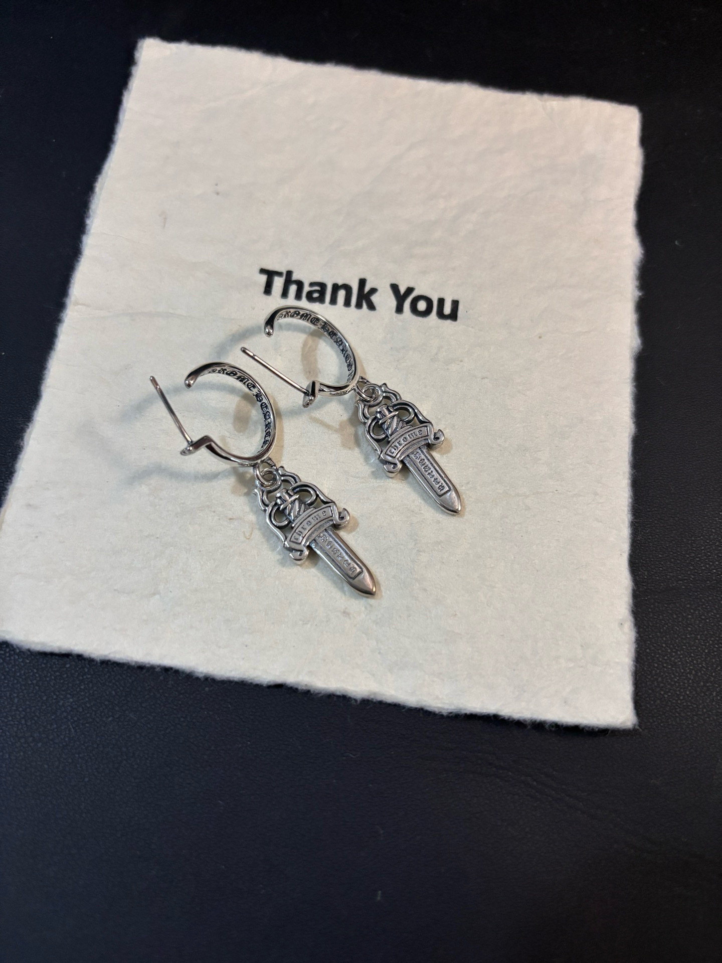 Chrome Hearts 克罗心𝐂𝐡𝐫𝐨𝐦𝐞 𝐡𝐞𝐚𝐫𝐭𝐬 大十字宝剑耳钉