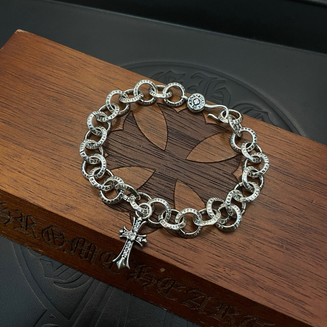 Chrome Hearts 𝗖𝗵𝗿𝗼𝗺𝗲 𝗛𝗲𝗮𝗿𝘁𝘀克罗心手链