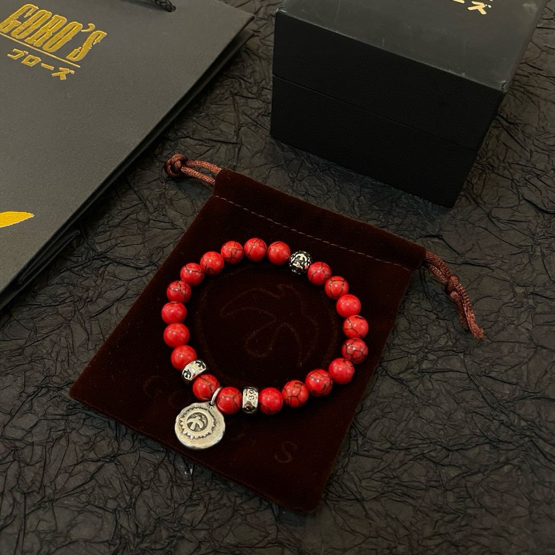 批💰175【新品上架】Goro’s高桥吾郎红松石小银牌手串手链，顶级版本 认准独家拍摄 主攻高端市场 绝对区别普通版本！图片产品细节与ZP一致！原版制作工艺 精工品质 纯手工打造 ～正品开模💝潮流时尚必备 男女均可佩戴 情侣款同款 摇滚朋克泰银风格 复古元素 潮流百搭 官网同款❤️