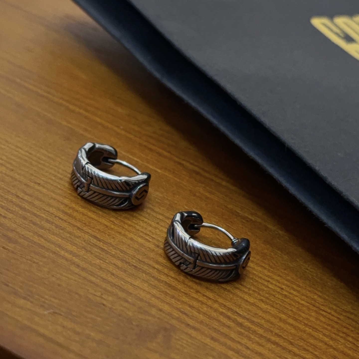 Goro's 批 【新品上架】Goro’s高桥吾郎羽毛耳环