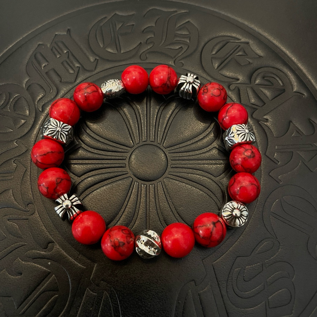 NO:642464,Batch of new [counter quality] Chrome Hearts classic retro multi-element red turquoise bracelet, popular on Kuaishou/ins/Xiaohongshu, different concave and convex shapes of the pattern design style are unique. The cross scout flower is the symbol of Chrome Hearts, so it is more durable. Genuine type-printing Chrome Hearts distinguishes the ordinary light version in the market. Match the version and standard quality. Look at the printing details. The degree of retro gray oxidation. Seiko version!  , jewelry boutique, chrome hearts, chrome hearts, bracelet19860909批 新款【专柜品质】Chrome Hearts克罗心 经典复古多元素红松石手串手链 ,快手/ins/小红书热门,凹凸造型不同的花纹设计风格呈现出与众不同 十字架童军花是克罗心的标志 所以更经久不衰 正品打版Chrome Hearts克罗心 区别市场普通轻版 对版对标品质 看字印细节 复古做旧灰氧程度.精工版本！,饰品精品,chrome hearts,chrome hearts,bracelet,Jewelry