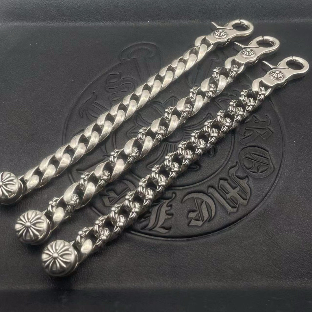 NO:642540,Chrome heart large bracelet with lobster clasp, the pattern details are correct, it is not easy to make, there is also a circle of words printed inside the cross flower, size 20-24,, fine jewelry, chrome hearts, bracelet19860909克罗心龙虾扣大手链,版型细节都对得上,做货不易,十字花内部也是有一圈字印的,尺码20-24,,饰品精品,chrome hearts,bracelet,Jewelry