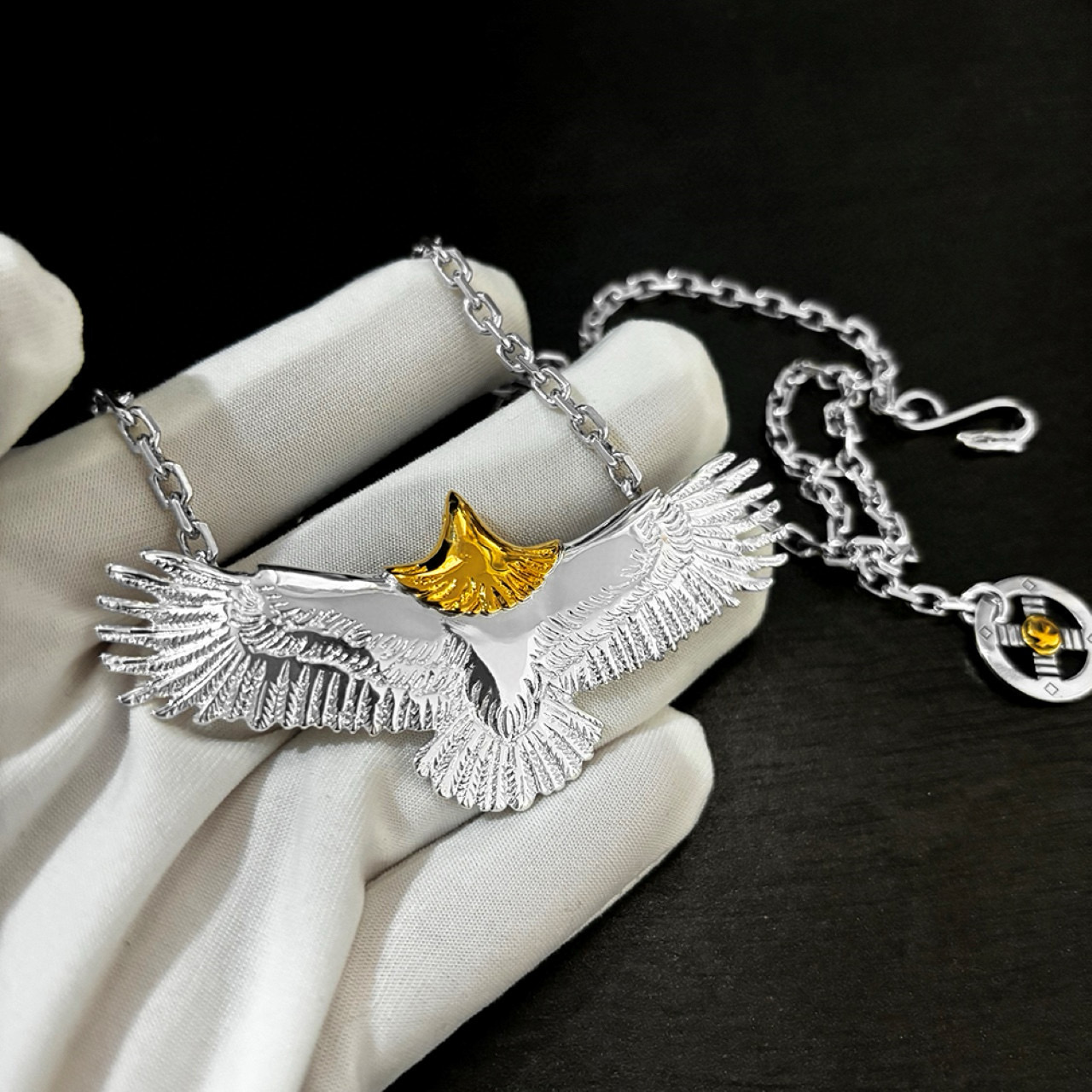 NO:643266,Takahashi Goro’s gold-plated eagle head eagle necklace, Xiaohongshu, Douyin live broadcast, internet celebrity, same style as celebrities!  No matter how you match it, you can look at the favorite accessories of celebrities such as Uncle Liu, JJ Lin, and Muraya Kokutaku. The most important thing is that they can be matched with each other~, exquisite accessories, necklace, gold plating19860909高桥Goro’s 镀金鹰头老鹰项链 小红书 抖音直播 网红 明星同款！ 无论怎么搭配好都看 六叔 林俊杰 木拓村哉等明星最爱的饰品 最要重的是一串可以随意搭配~,饰品精品,necklace,gold plating,Jewelry