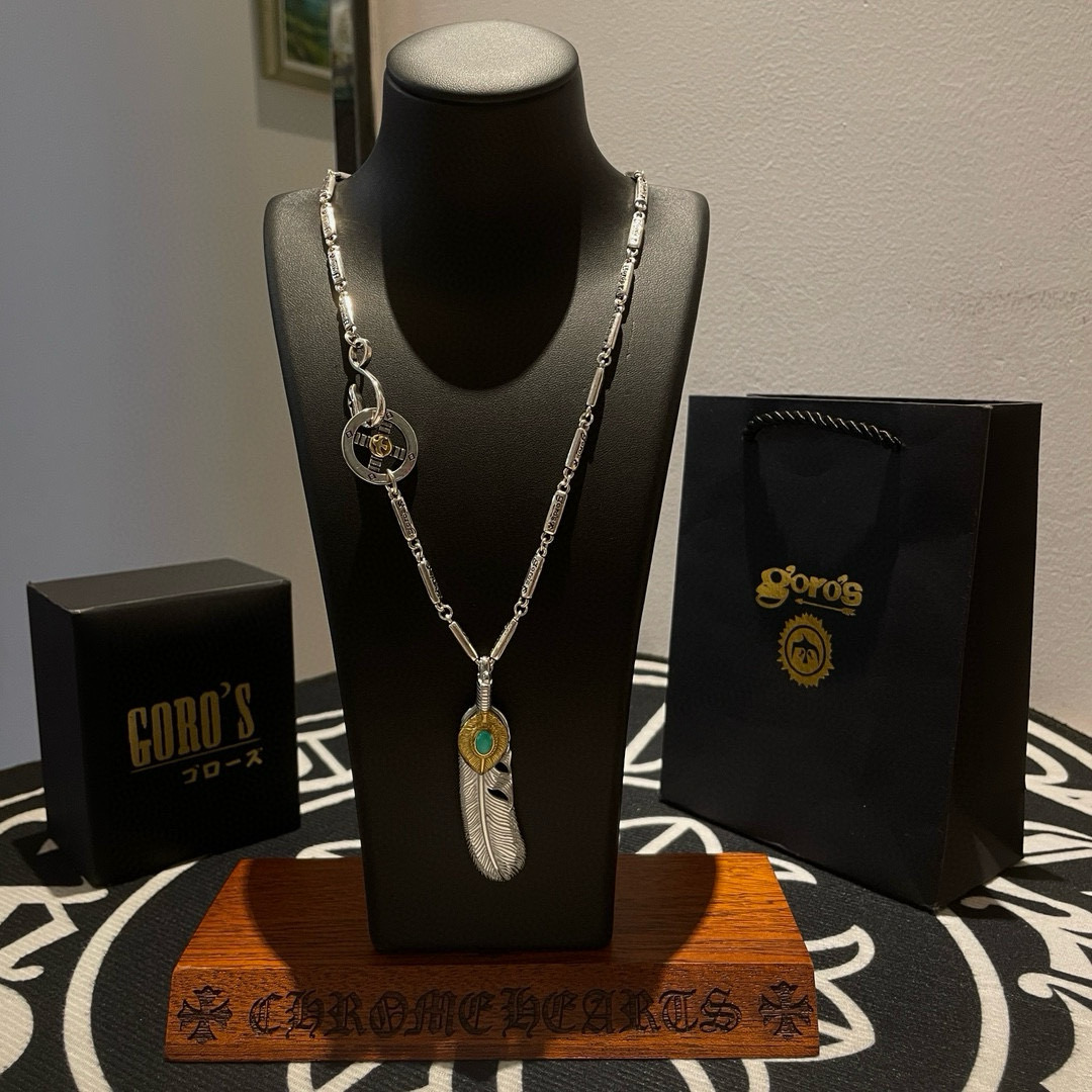 NO:643275,Batch of [new products on the shelves] Goro’s Takahashi Goro turquoise feather pendant, Takahashi classic bamboo necklace, top version, exclusive shooting, focusing on the high-end market, Kuaishou/ins/Xiaohongshu popular model, absolutely different from the ordinary version!  The product details in the pictures are consistent with ZP!  Original production process, exquisite quality, purely handmade ~ Authentic mold opening, trendy and fashionable must-have, can be worn by both men and women, the same style for couples, rock punk Thai silver style, retro elements, trendy and versatile, the same style as the official website, boutique jewelry, necklace19860909批【新品上架】Goro’s高桥吾郎松石羽毛吊坠,高桥经典竹节项链,顶级版本,认准独家拍摄,主攻高端市场 ,快手/ins/小红书热门款,绝对区别普通版本！图片产品细节与ZP一致！原版制作工艺 精工品质 纯手工打造 ～正品开模潮流时尚必备 男女均可佩戴 情侣款同款 摇滚朋克泰银风格 复古元素 潮流百搭 官网同款,饰品精品,necklace,Jewelry