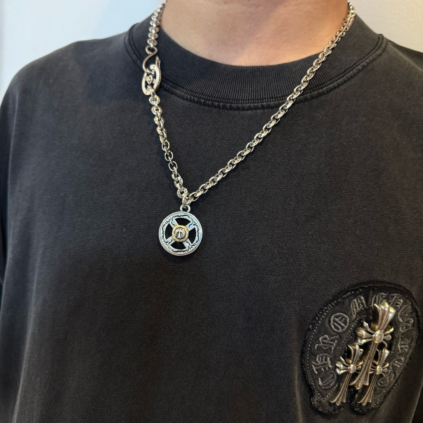 Goro's 新品上架Goro’s高桥吾郎点金圆牌吊坠 高桥吾郎项链 认准独家拍摄 主攻高端市场