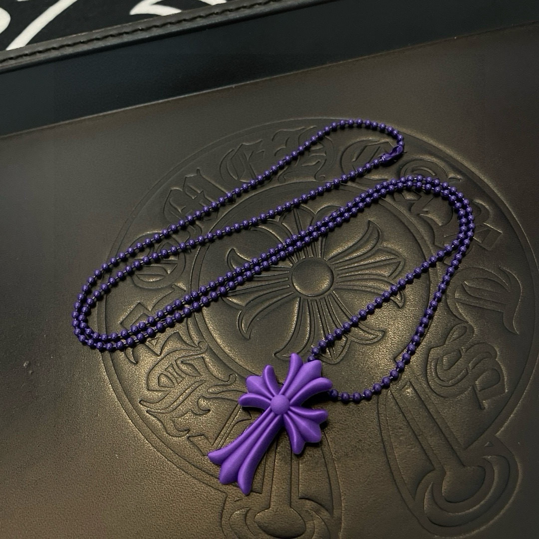 Chrome Hearts 新款Chrome Hearts 克罗心十字架树脂项链 工艺 颜色非常俏皮