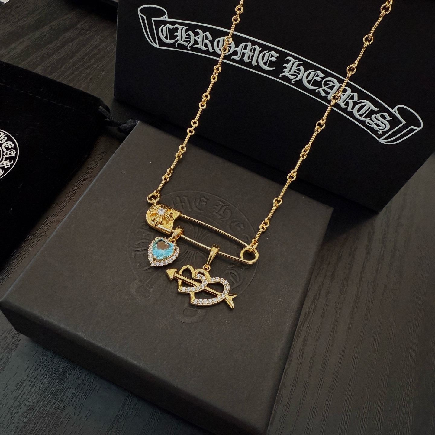 Chrome Hearts 新款【 品质】Chrome Hearts克罗心麻获别针蓝钻钥匙项链