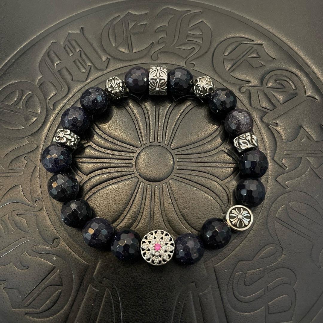 NO:678687,Batch of new [counter quality] Chrome Hearts classic retro multi-element obsidian faceted bracelet, popular on Kuaishou/ins/Xiaohongshu, the different concave and convex shapes of the pattern design style are unique. The cross scout flower is the symbol of Chrome Hearts, so it is more durable. Genuine pattern-printing Chrome Hearts distinguishes the ordinary light version in the market. Match the standard quality. Look at the printing details. The degree of retro gray oxidation. Seiko version!  , jewelry boutique, chrome hearts, chrome hearts, bracelet19860909批 新款【专柜品质】Chrome Hearts克罗心 经典复古多元素黑曜石切面手串手链 ,快手/ins/小红书热门,凹凸造型不同的花纹设计风格呈现出与众不同 十字架童军花是克罗心的标志 所以更经久不衰 正品打版Chrome Hearts克罗心 区别市场普通轻版 对版对标品质 看字印细节 复古做旧灰氧程度.精工版本！,饰品精品,chrome hearts,chrome hearts,bracelet,Jewelry