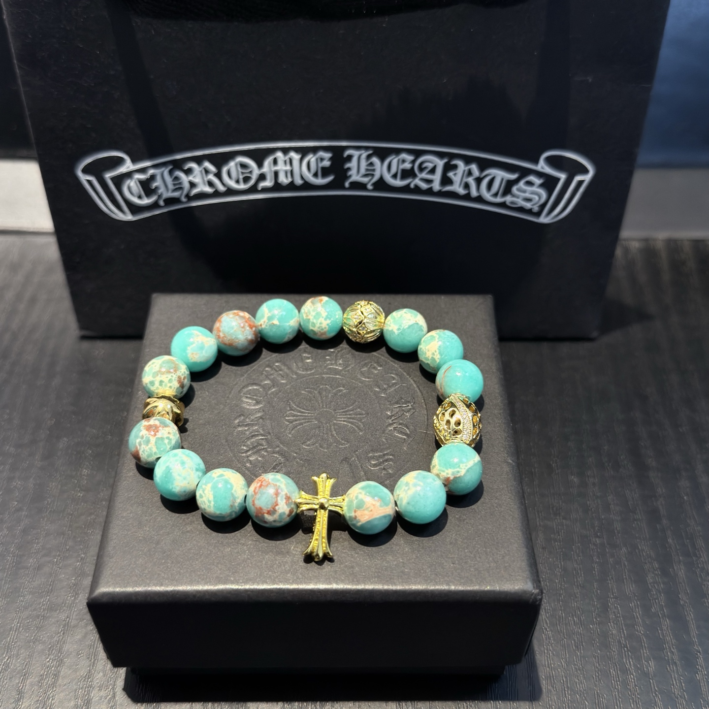 NO:705031,New [counter quality] Chrome Hearts Classic retro multi-element bracelet, different concave and convex shapes, different pattern design styles, the cross scout flower is the symbol of Chrome Hearts, so it is more durable, genuine pattern-printed Chrome Hearts, different from ordinary light version in the market, version and benchmark quality, look at the details of the printing, the degree of retro gray oxidation. Seiko version!  , jewelry boutique, chrome hearts, chrome hearts, bracelet19860909新款【专柜品质】Chrome Hearts克罗心 经典复古多元素手链手串,凹凸造型不同的花纹设计风格呈现出与众不同 ,十字架童军花是克罗心的标志 ,所以更经久不衰 ,正品打版Chrome Hearts克罗心 ,区别市场普通轻版 ,对版对标品质 ,看字印细节 ,复古做旧灰氧程度.精工版本！,饰品精品,chrome hearts,chrome hearts,bracelet,Jewelry