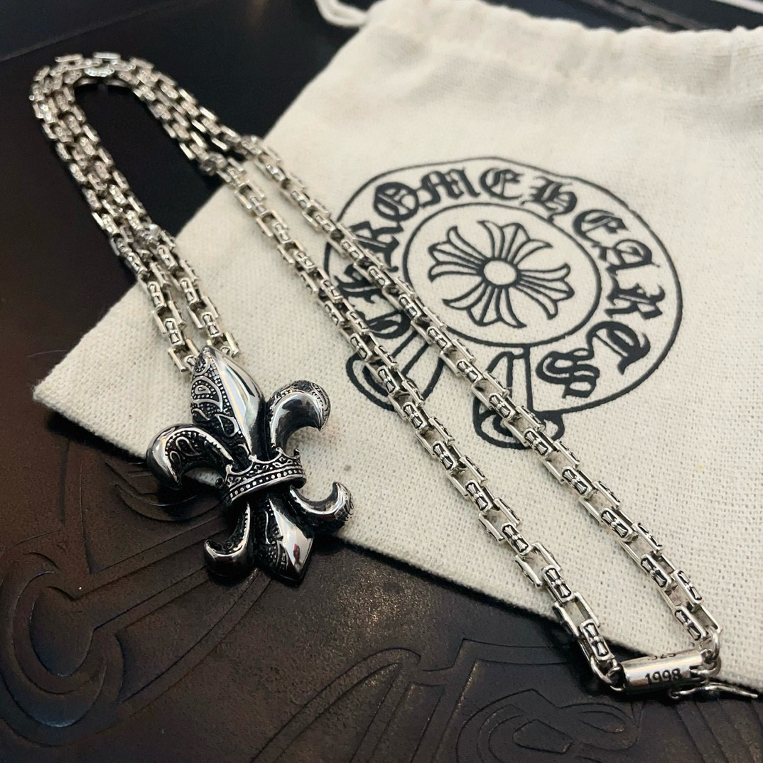 Alexander McQueen Haute Couture Haute Couture Fine Jewelry Necklace 9