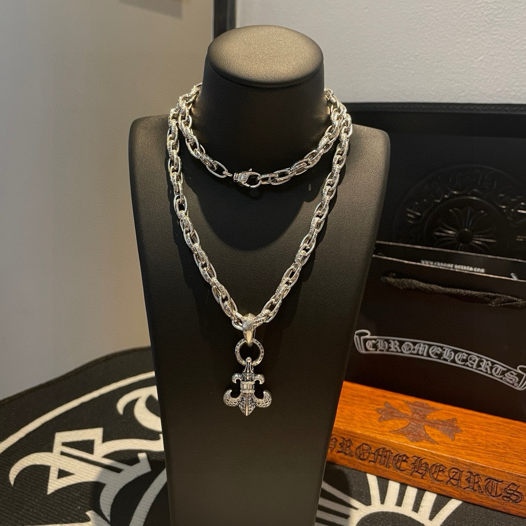 Burberry Haute Couture Haute Couture Fine Jewelry Necklace Bracelet Ring 2