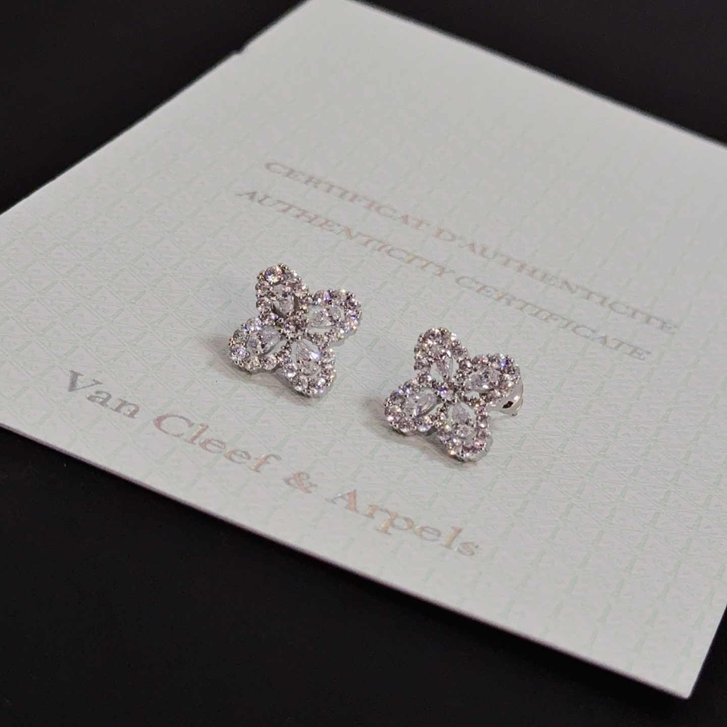 Van Cleef & Arpels Haute Couture Haute Joaillerie Fine Jewelry Earrings 3