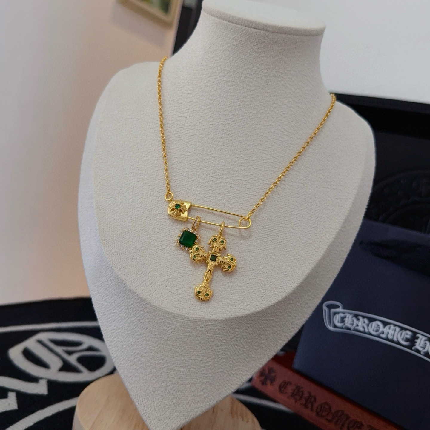 Jacquemus Haute Couture Haute Couture Fine Jewelry Necklace Bracelet 2