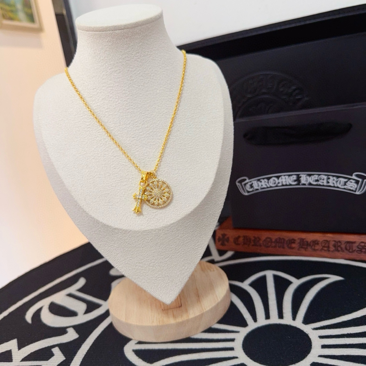 Delvaux Haute Couture Haute Couture Fine Jewelry Necklace Bracelet Ring 3