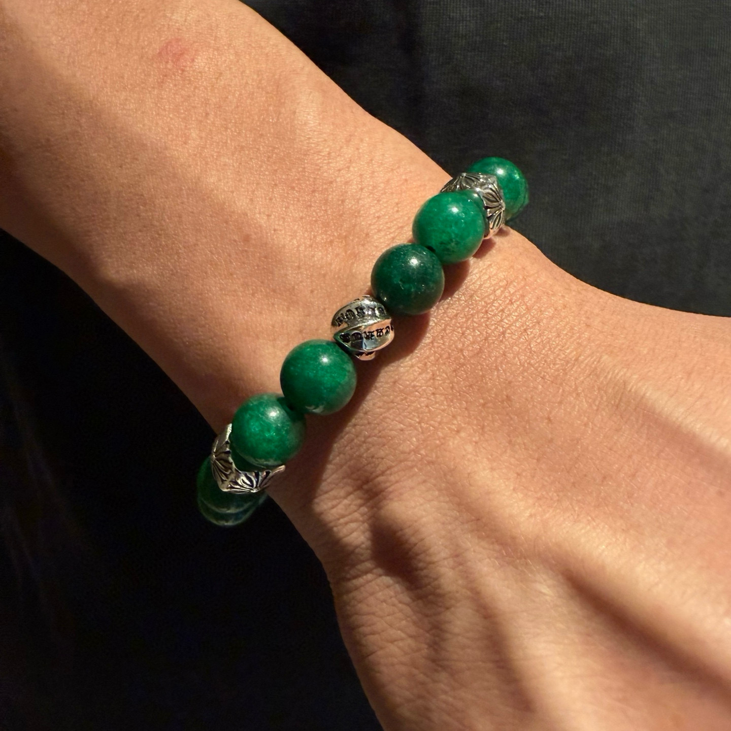 NO:763381,New [counter quality] Chrome Hearts classic retro multi-element bracelet, popular on Kuaishou/ins/Xiaohongshu, the different concave and convex shapes of the pattern design style are distinctive. The cross scout flower is the symbol of Chrome Hearts, so it is more durable. Genuine type-printed Chrome Hearts distinguishes the ordinary light version in the market. Match the version and benchmark quality. Look at the printing details. The degree of retro gray oxidation. Seiko version!  , jewelry boutique, chrome hearts, chrome hearts, bracelet19860909新款【专柜品质】Chrome Hearts克罗心 经典复古多元素手串手链 ,快手/ins/小红书热门,凹凸造型不同的花纹设计风格呈现出与众不同 十字架童军花是克罗心的标志 所以更经久不衰 正品打版Chrome Hearts克罗心 区别市场普通轻版 对版对标品质 看字印细节 复古做旧灰氧程度.精工版本！,饰品精品,chrome hearts,chrome hearts,bracelet,Jewelry